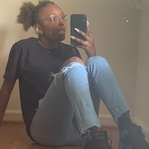 Meet your Posher, Destiny